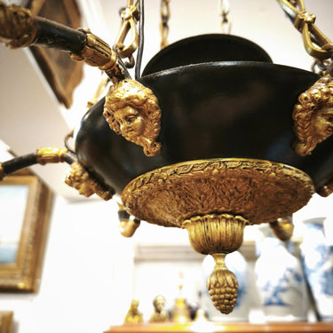 Lámpara francesa estilo Carlos X bronce ormolú Bucarest Art & Antiques