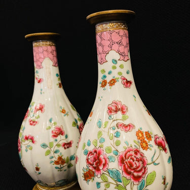 Lámparas francesas de porcelana motivo floral | Bucarest Art Gallery Bucarest Art & Antiques