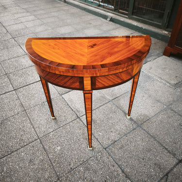 Mesa de juego francesa en jacarandá y palisandro estilo Luis XVI Bucarest Art & Antiques