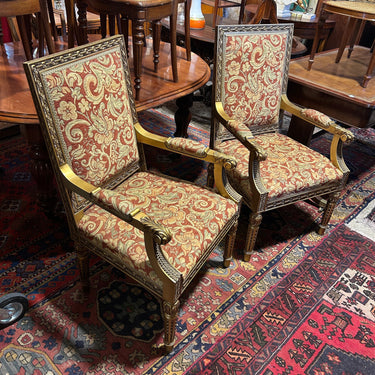 Pareja de sillones franceses Luis XVI bordado rojo Petit Point Bucarest Art & Antiques