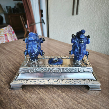 Porta plumas cabezas de sodalita y base en plata Ezequiel Tapia Colección Exclusiva