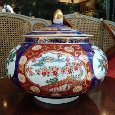 Sopera de porcelana china imarí punta dorada Bucarest Art & Antiques