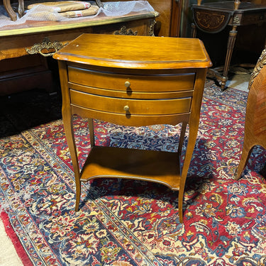 Velador francés madera citronnier dos cajones Bucarest Art & Antiques